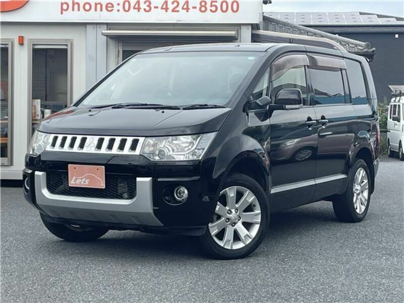MITSUBISHI DELICA D5