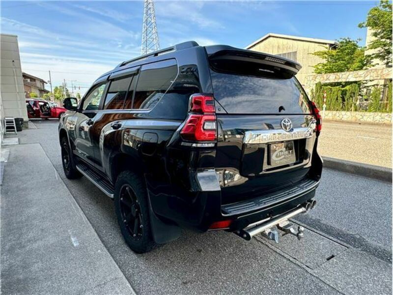 LAND CRUISER PRADO