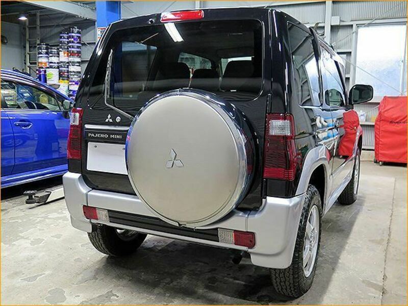 PAJERO MINI