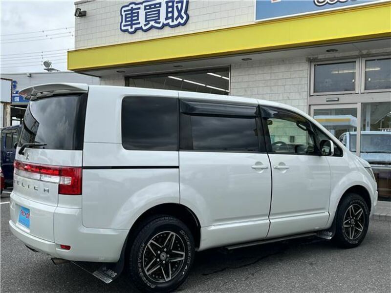 DELICA D5