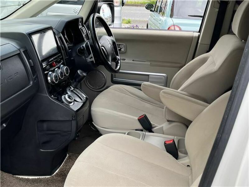 DELICA D5