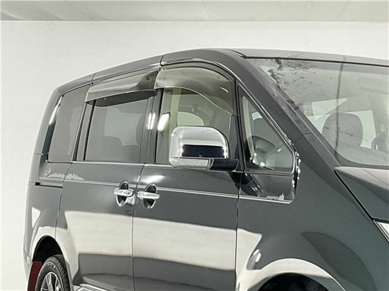 DELICA D5