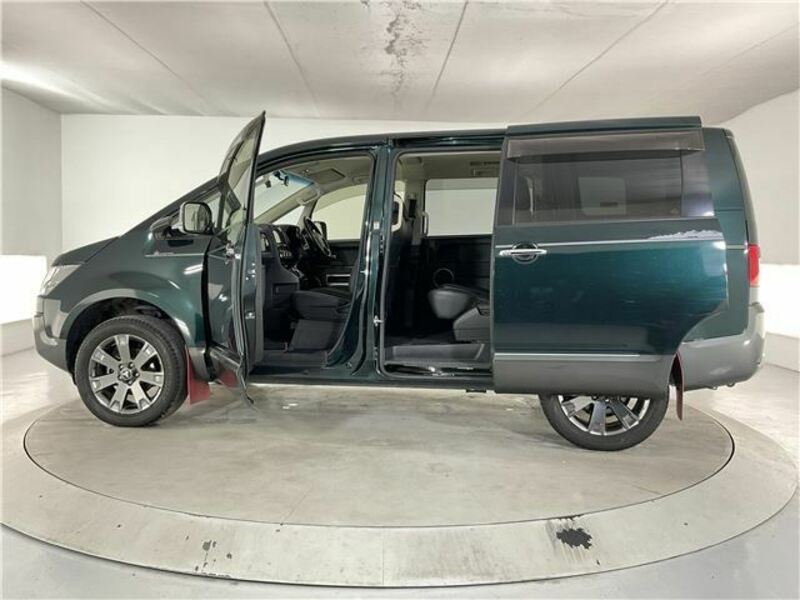 DELICA D5