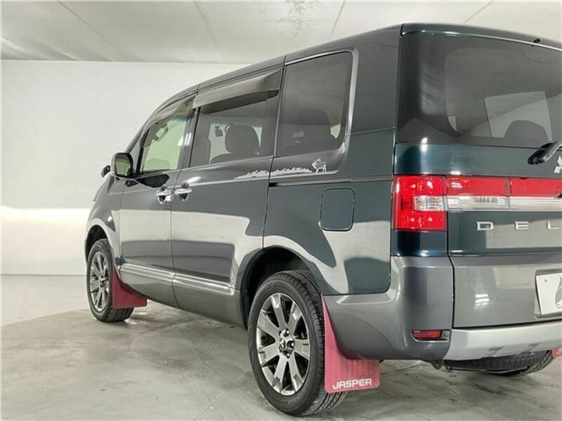 DELICA D5