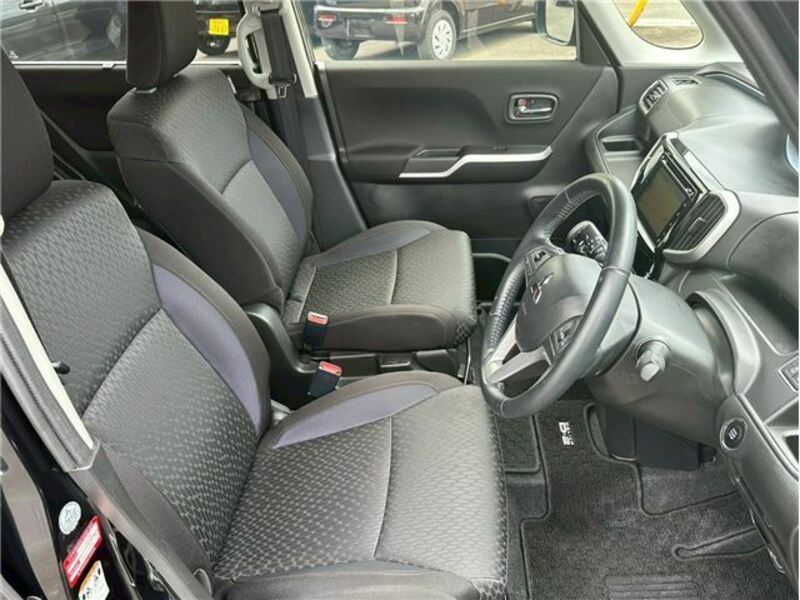 DELICA D2