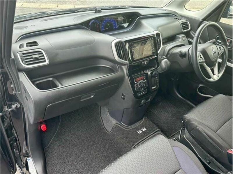 DELICA D2