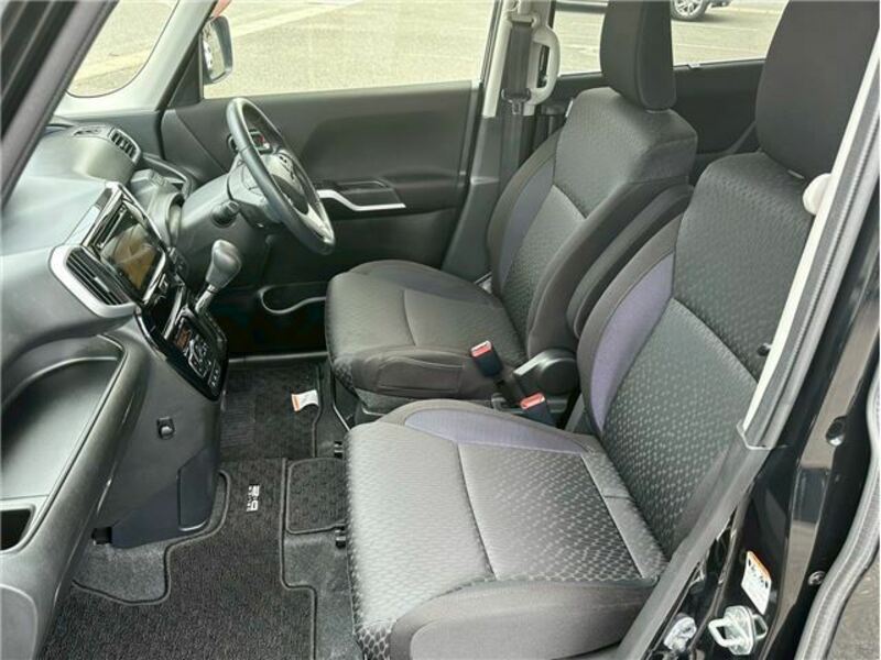 DELICA D2