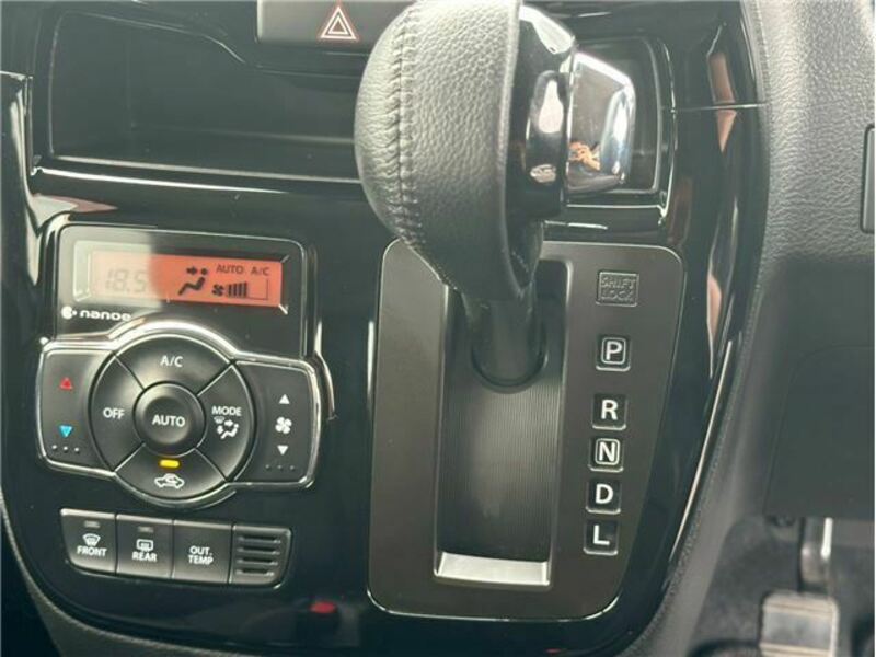 DELICA D2