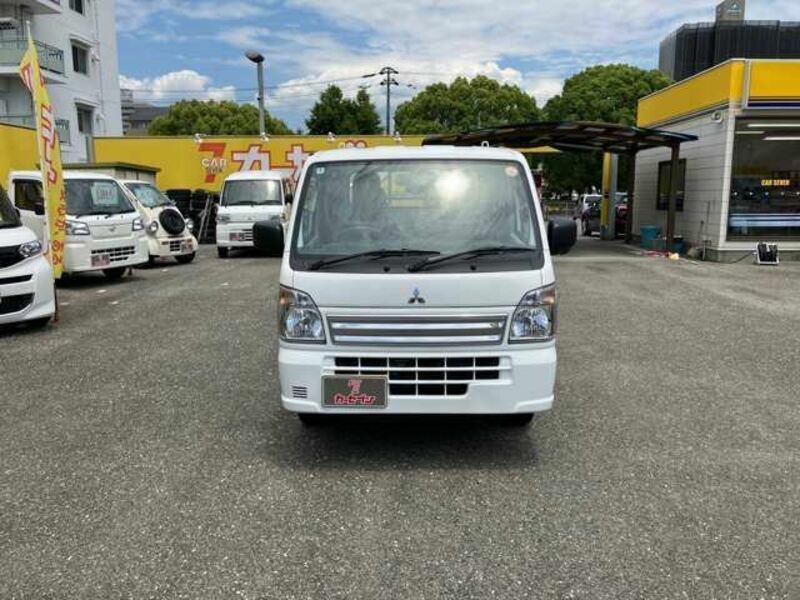 MINICAB TRUCK