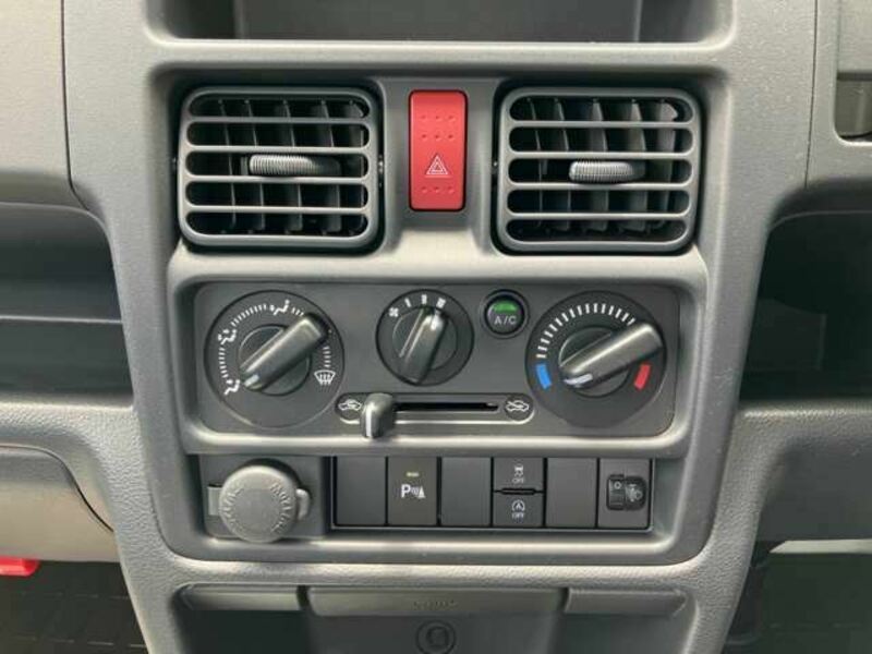MINICAB TRUCK