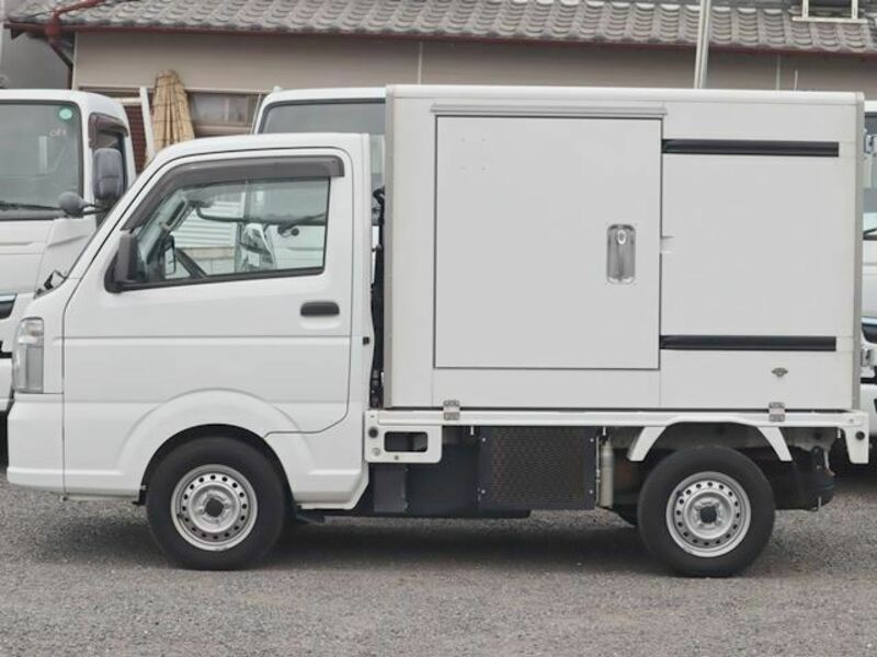 CARRY TRUCK