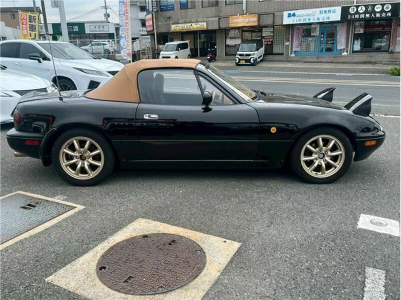 EUNOS ROADSTER