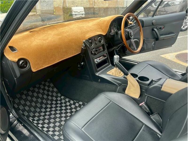EUNOS ROADSTER