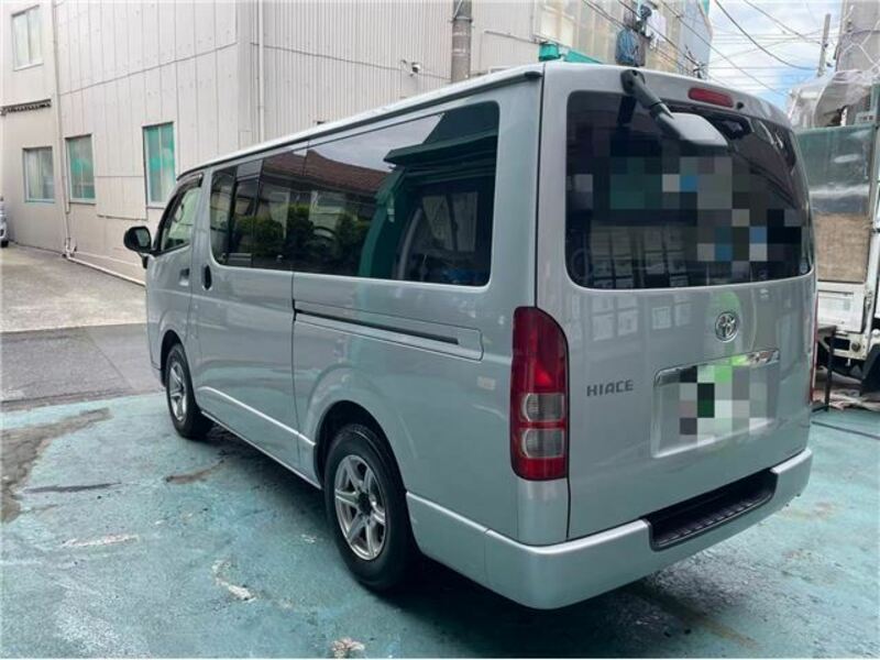 HIACE VAN