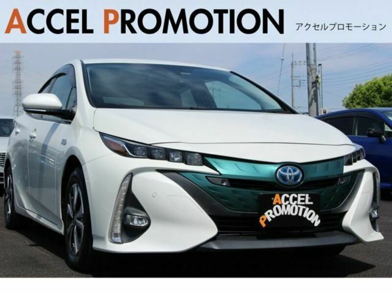 TOYOTA PRIUS PHV