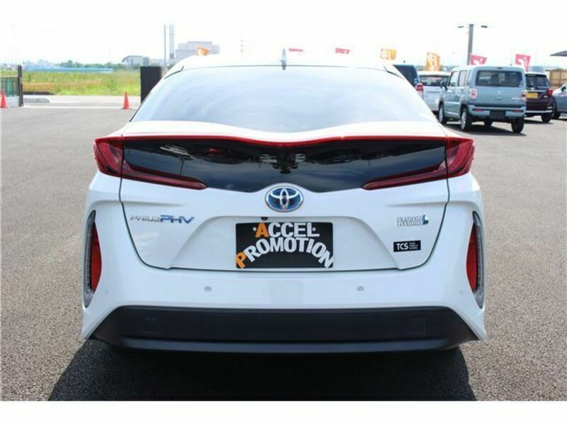 PRIUS PHV