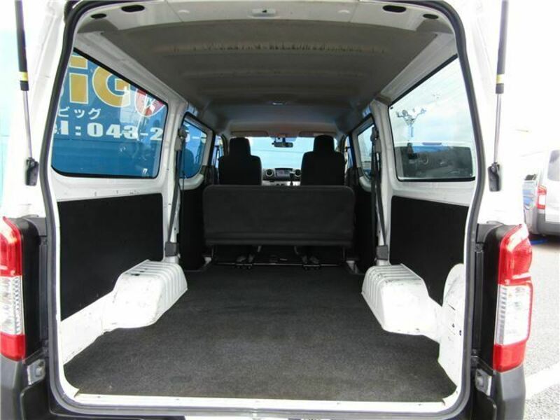 NV350 CARAVAN