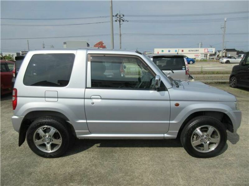 PAJERO MINI