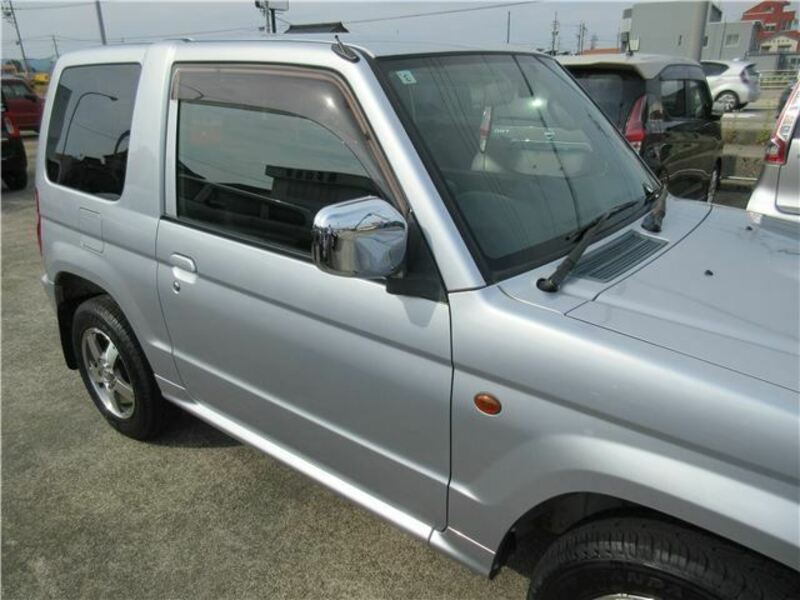 PAJERO MINI