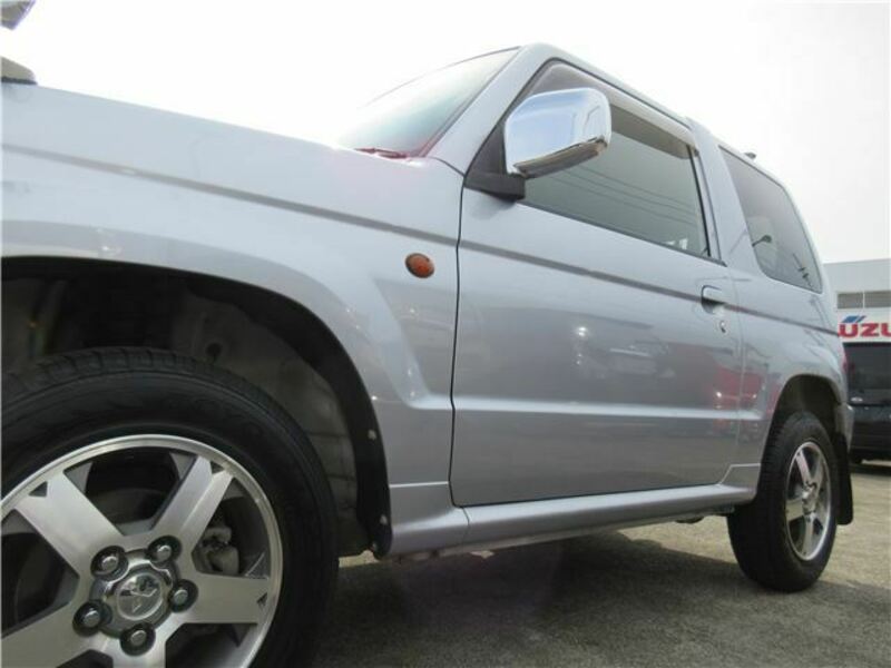PAJERO MINI