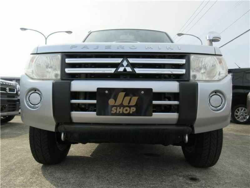 PAJERO MINI