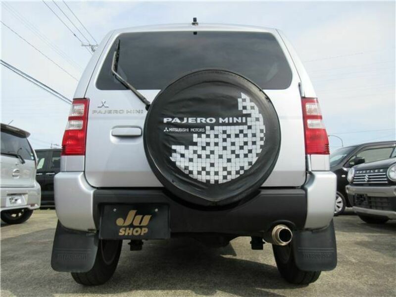 PAJERO MINI