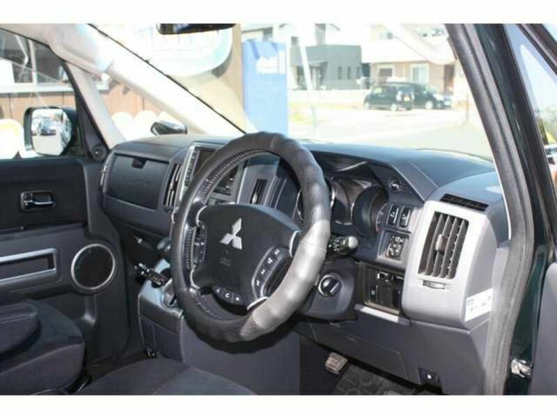 DELICA D5