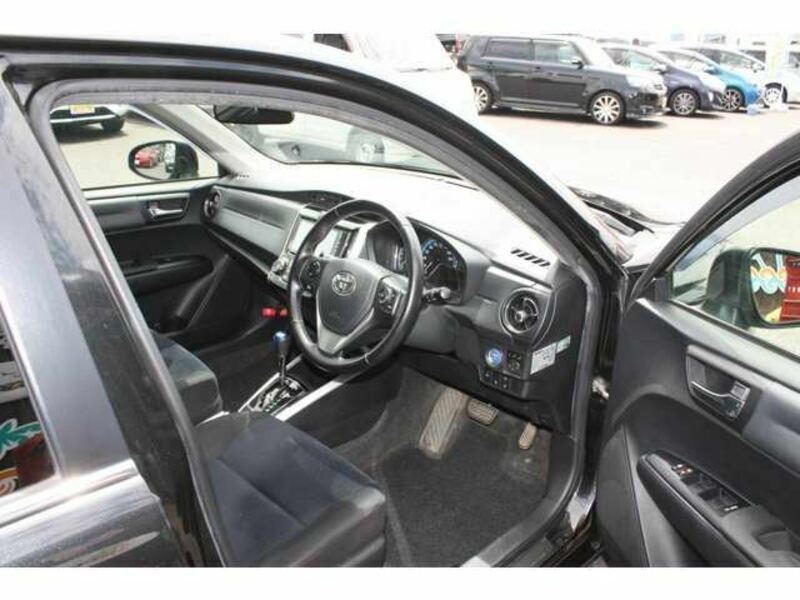 COROLLA FIELDER