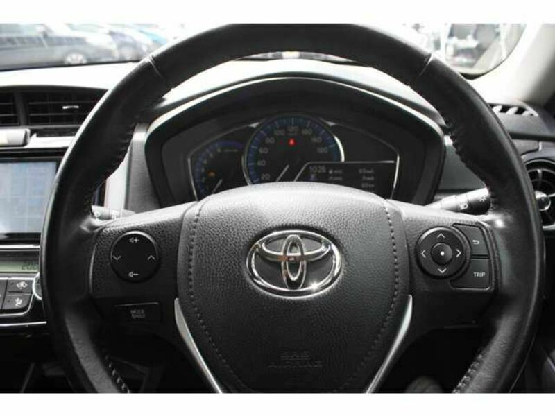 COROLLA FIELDER