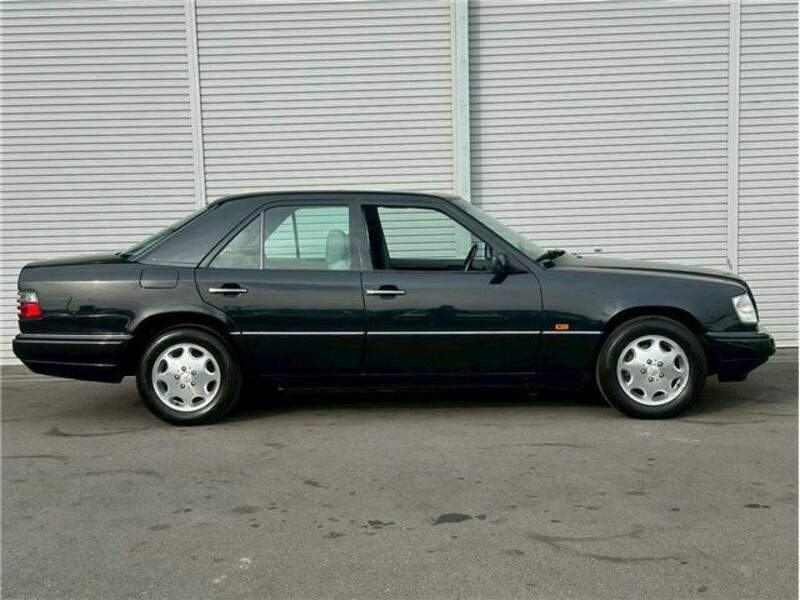 E-CLASS