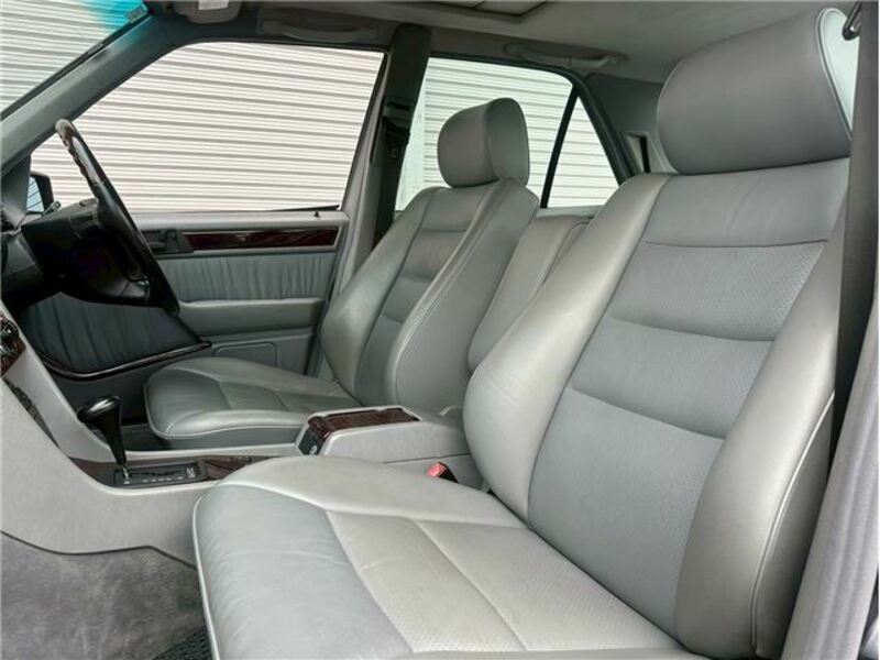 E-CLASS