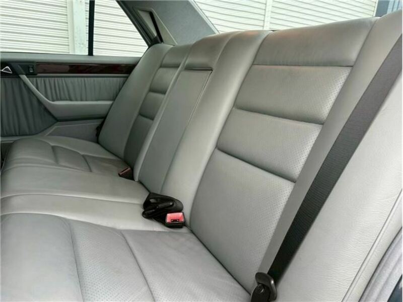 E-CLASS