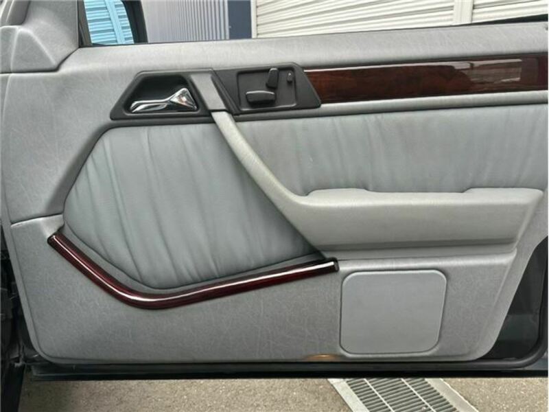 E-CLASS