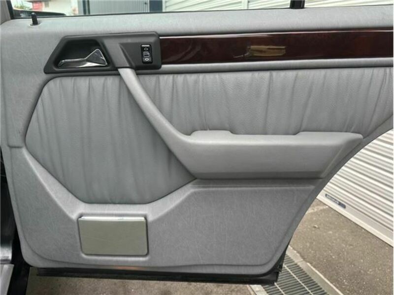 E-CLASS