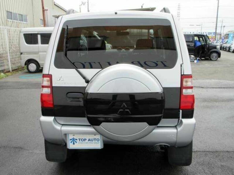 PAJERO MINI
