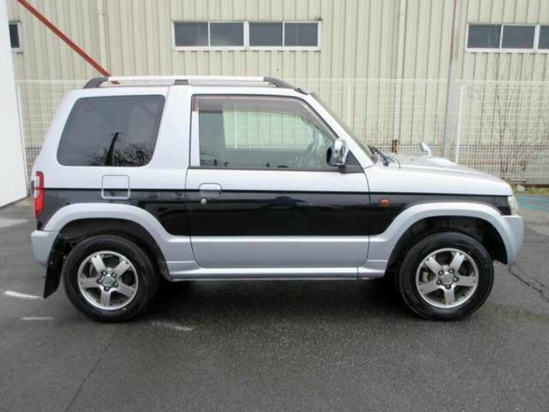 PAJERO MINI