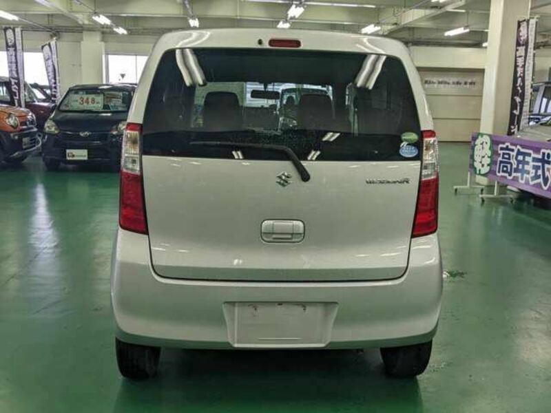 WAGON R