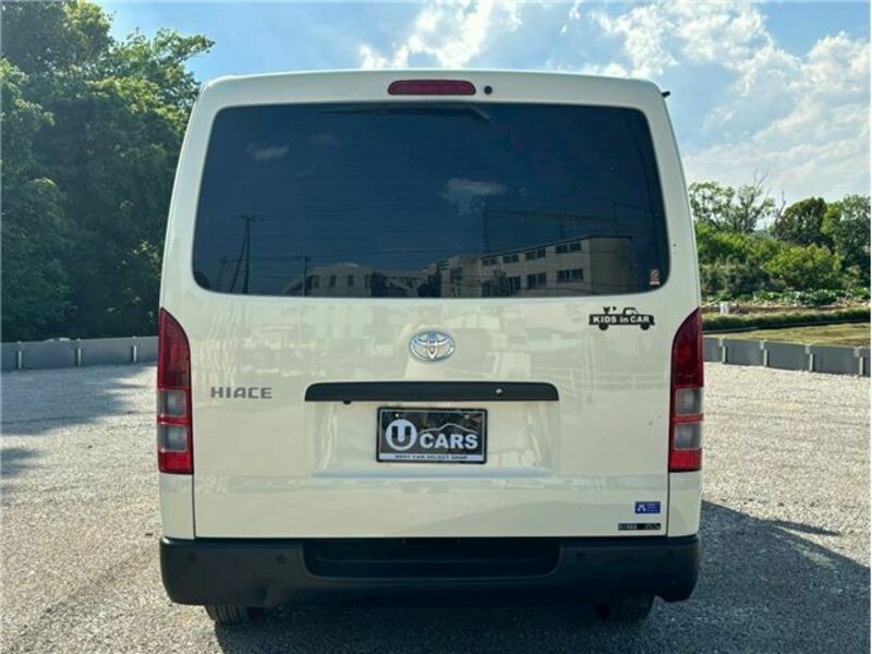 HIACE VAN