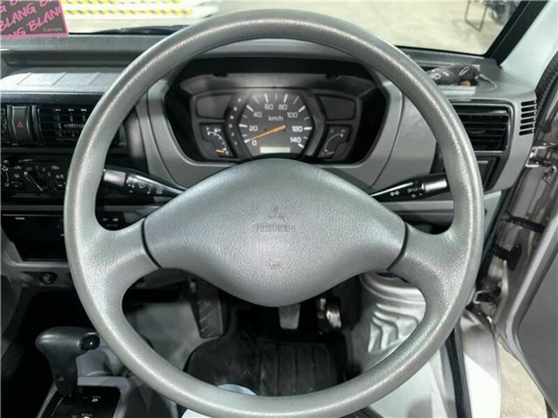 MINICAB VAN