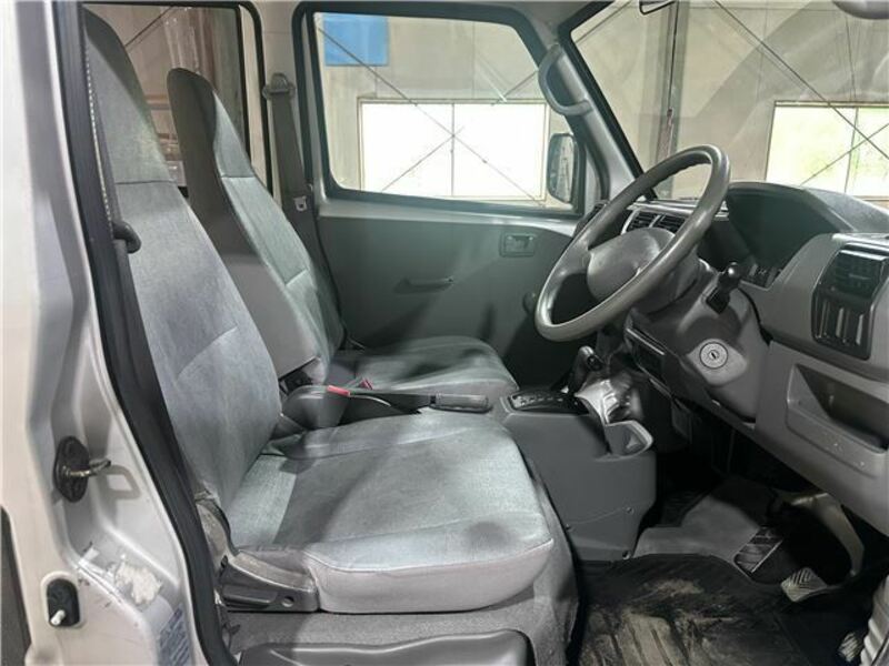 MINICAB VAN