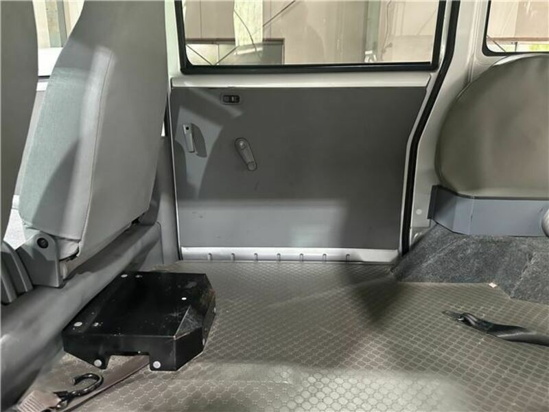 MINICAB VAN
