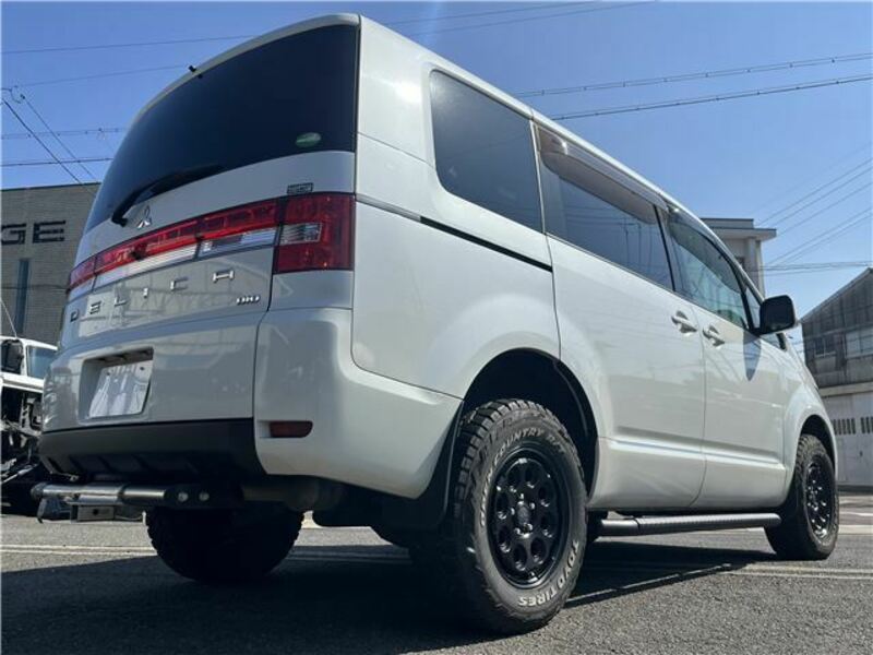 DELICA D5