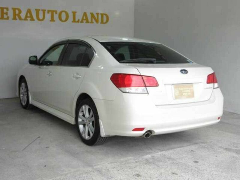 LEGACY B4