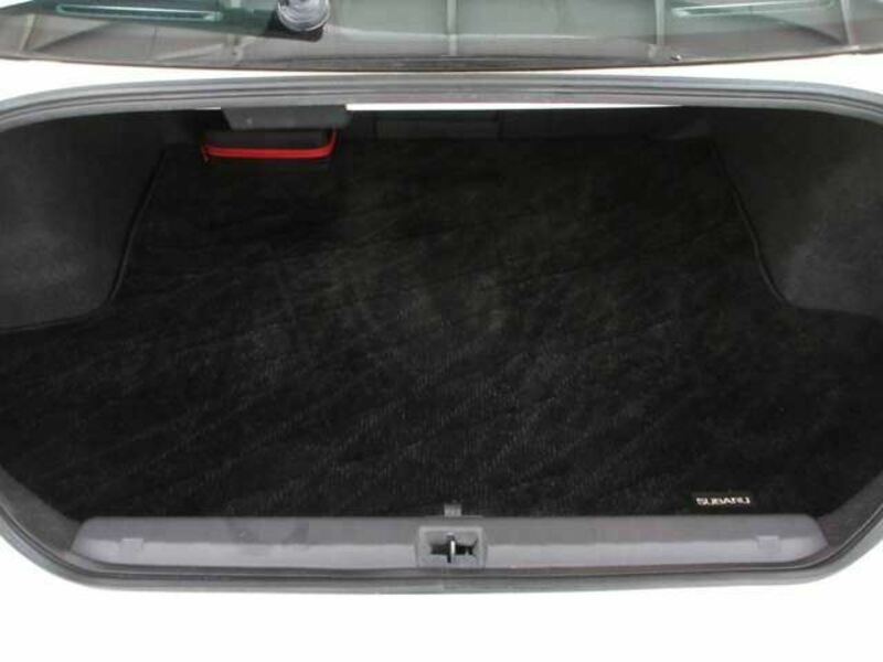 LEGACY B4