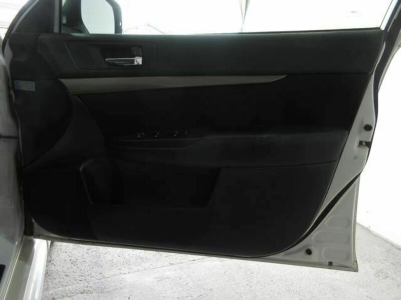LEGACY B4