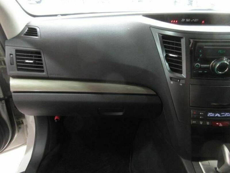 LEGACY B4