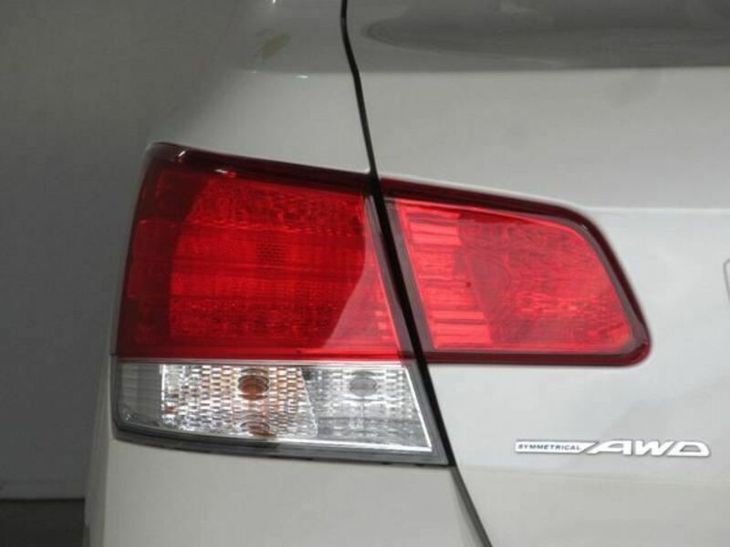 LEGACY B4