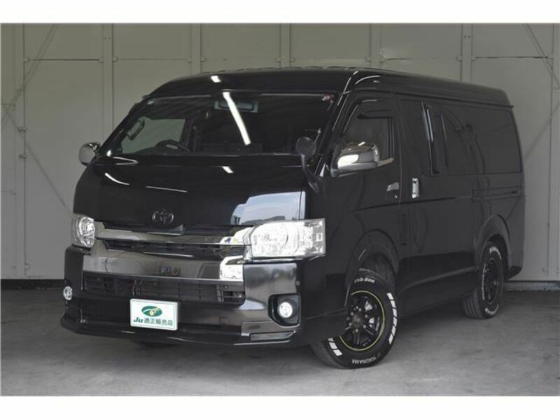 TOYOTA HIACE