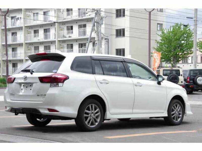 COROLLA FIELDER