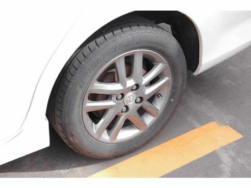 COROLLA FIELDER